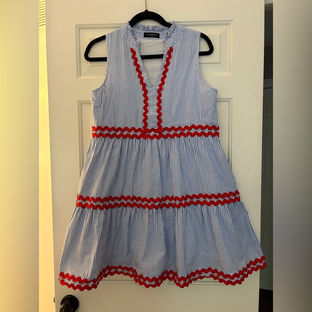Adorable Summer Dress Lined with Pockets